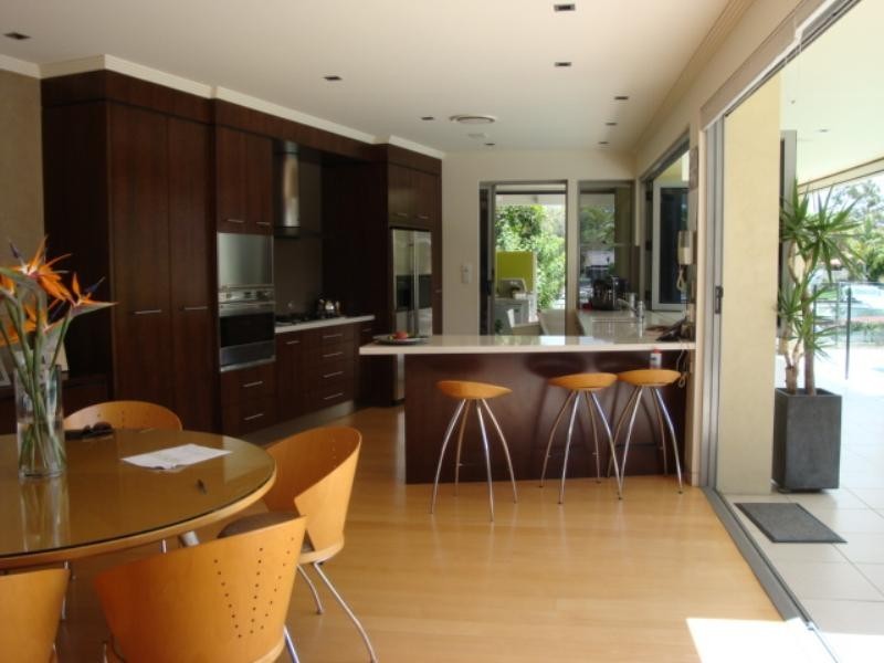 6 Biggs Place, Southport QLD 4215