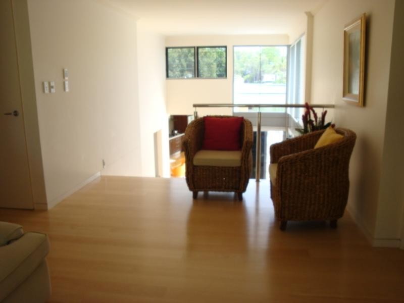 6 Biggs Place, Southport QLD 4215