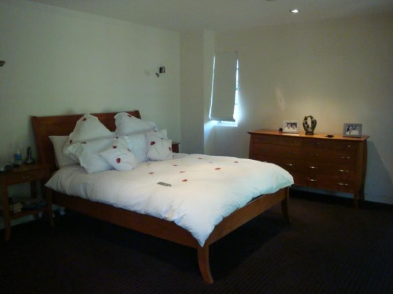 6 Biggs Place, Southport QLD 4215