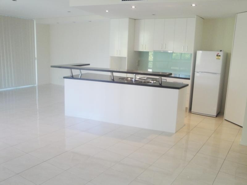 3/29 Bauer Street, Southport QLD 4215