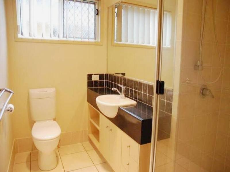 1/104 Nobby Parade, Miami QLD 4220