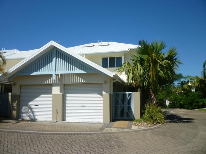 35/16 Crescent Avenue, Mermaid Beach QLD 4218