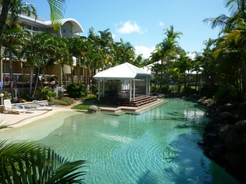 35/16 Crescent Avenue, Mermaid Beach QLD 4218