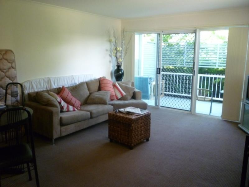 35/16 Crescent Avenue, Mermaid Beach QLD 4218