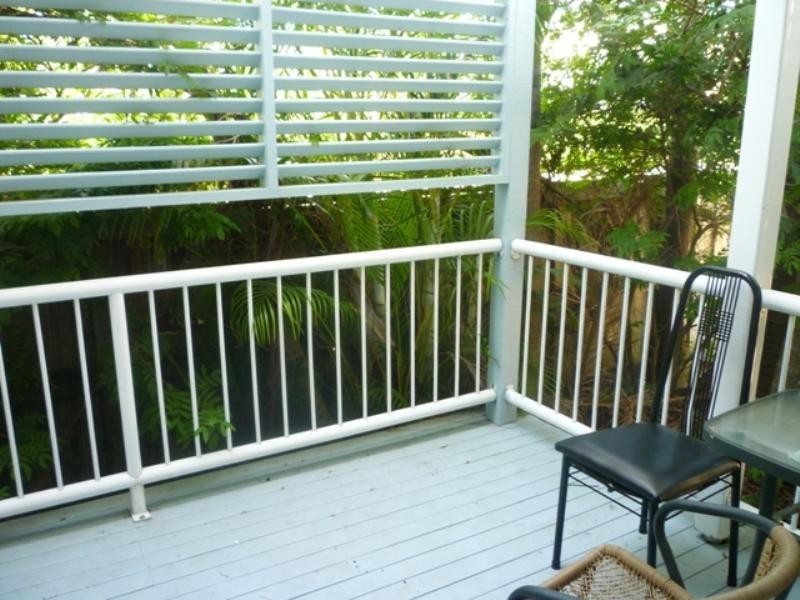 35/16 Crescent Avenue, Mermaid Beach QLD 4218