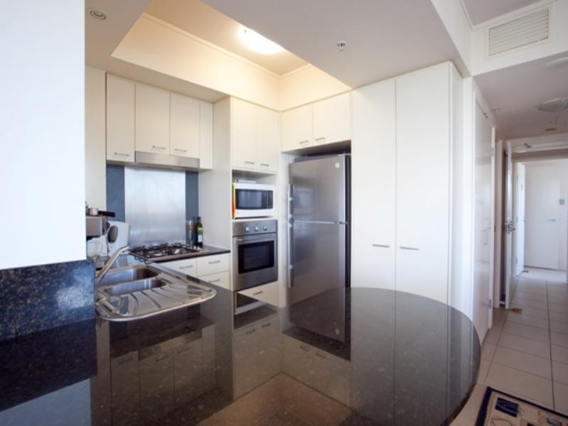 701 ‘Broadbeach on the Park’, 2685 Gold Coast Highway, Broadbeach QLD 4218