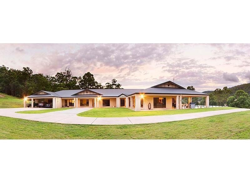 627 Bonogin Road, Bonogin QLD 4213