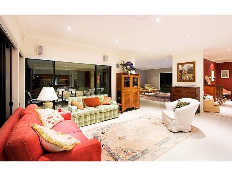 627 Bonogin Road, Bonogin QLD 4213