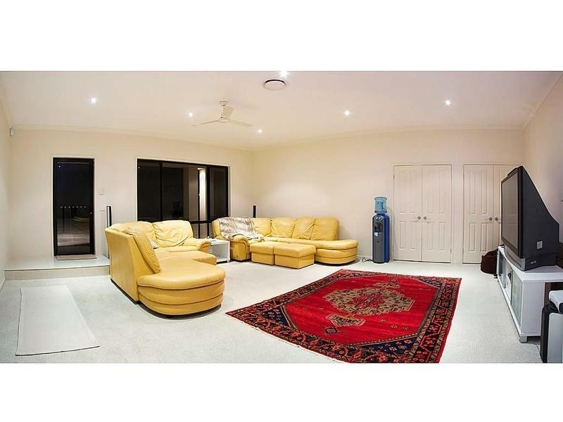 627 Bonogin Road, Bonogin QLD 4213