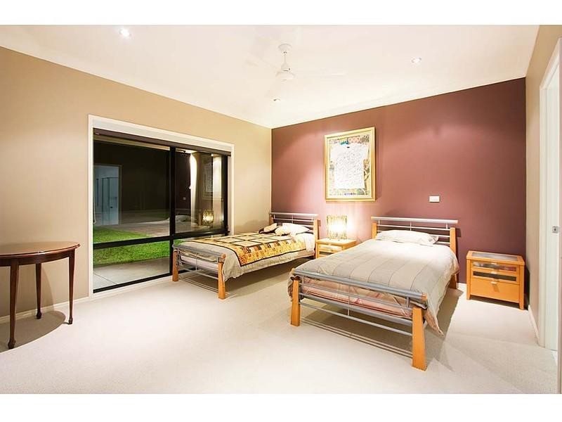 627 Bonogin Road, Bonogin QLD 4213