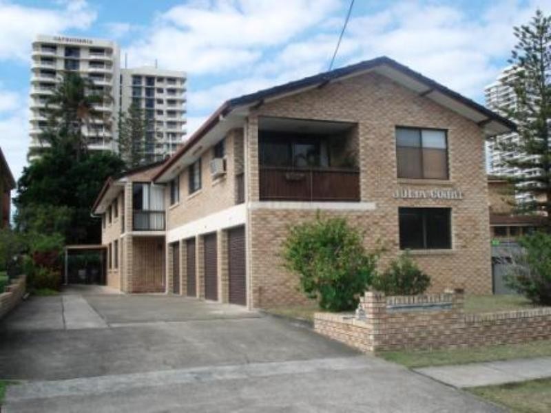 1/11 Jubilee Avenue, Broadbeach QLD 4218