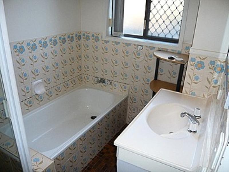 1/11 Jubilee Avenue, Broadbeach QLD 4218