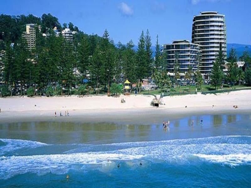2051 ‘Ambience’ 12 The Esplanade, Burleigh Heads QLD 4220