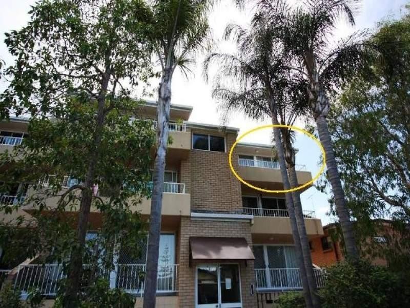 12/21 ‘Hutton Apartments’ Bullimah Avenue,, Burleigh Heads QLD 4220