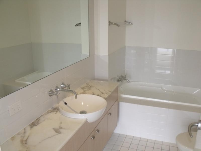 59 ‘The Cape’, 255 Varsity Parade, Varsity Lakes QLD 4227