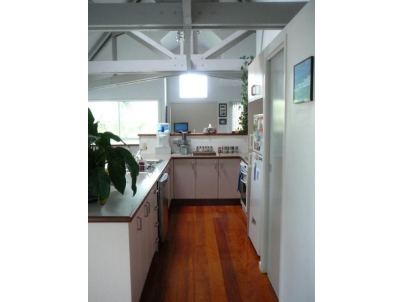 19 Ocean Street, Mermaid Beach QLD 4218