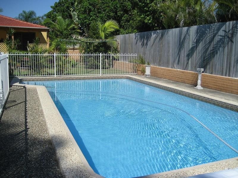 Broadbeach Waters QLD 4218