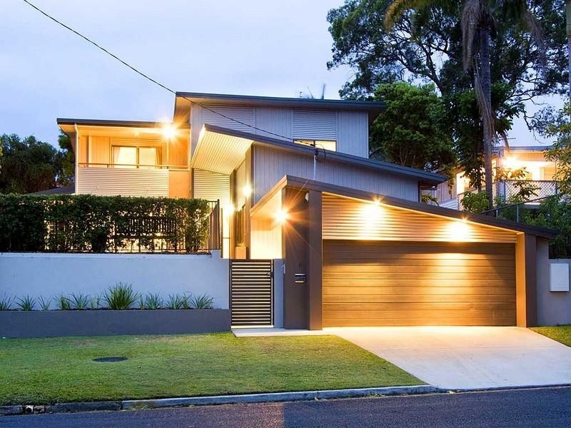 8 Melinda Street, Southport QLD 4215