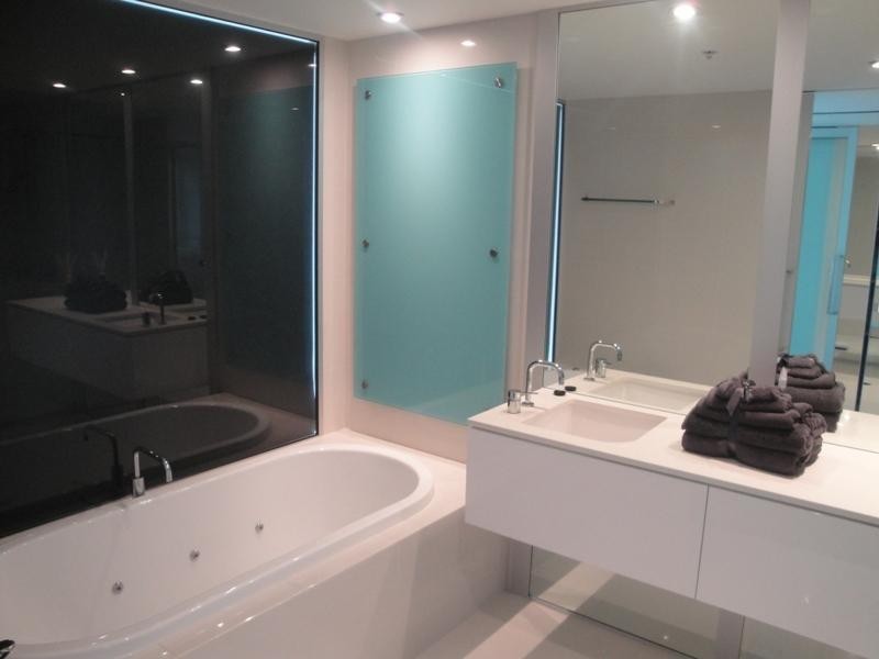 1410/9 Hamilton Avenue, Surfers Paradise QLD 4217