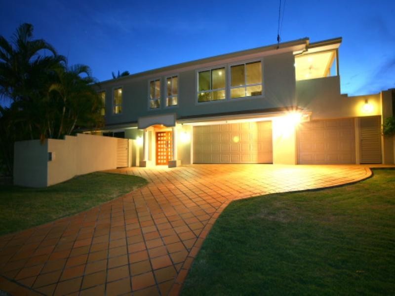 106 Upton Street, Bundall QLD 4217