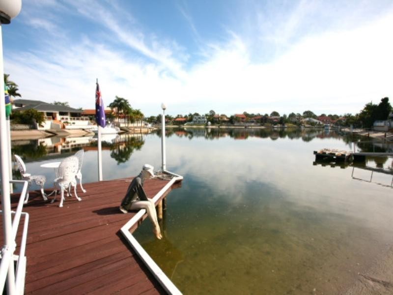 106 Upton Street, Bundall QLD 4217