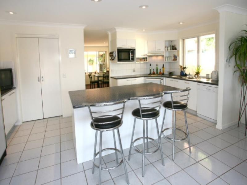 106 Upton Street, Bundall QLD 4217