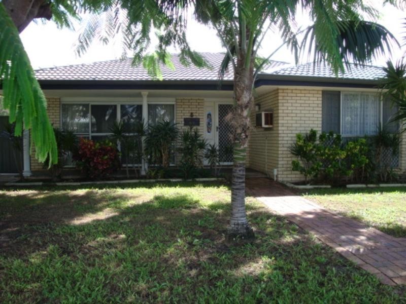 97 Crombie Avenue, Bundall QLD 4217