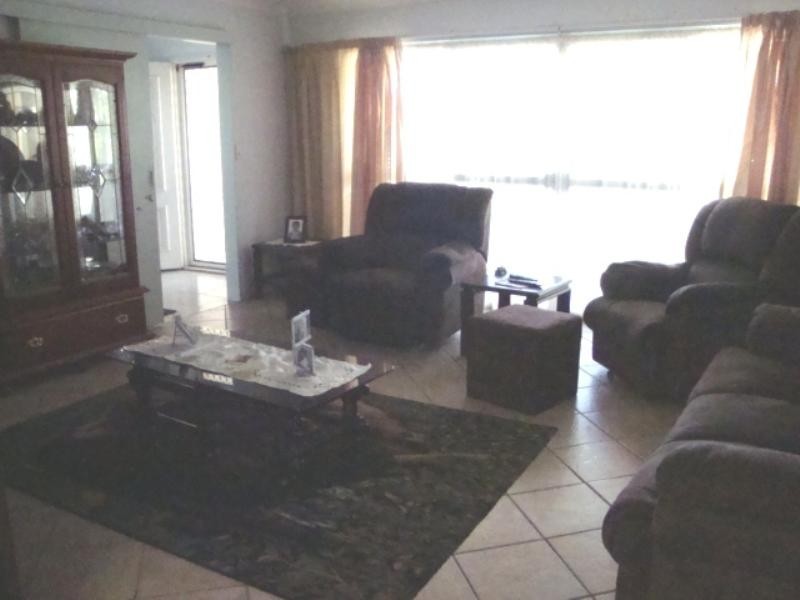 97 Crombie Avenue, Bundall QLD 4217