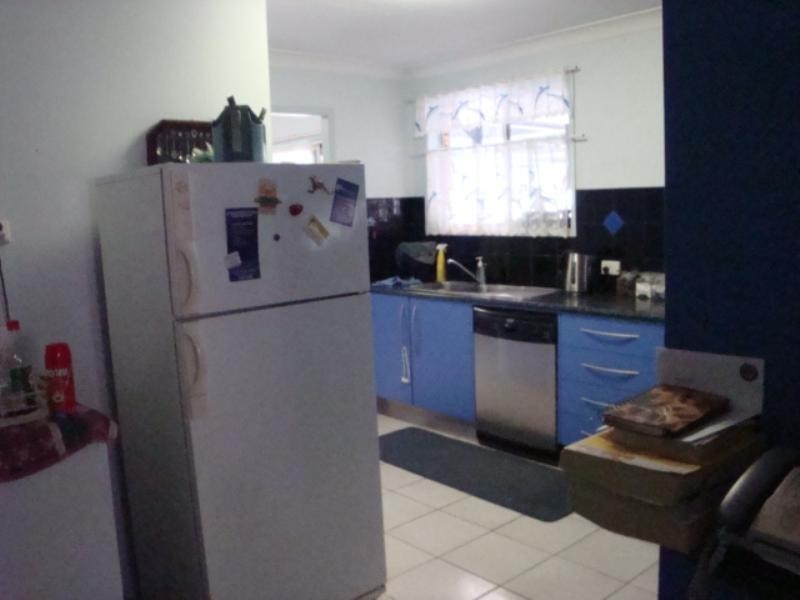 97 Crombie Avenue, Bundall QLD 4217