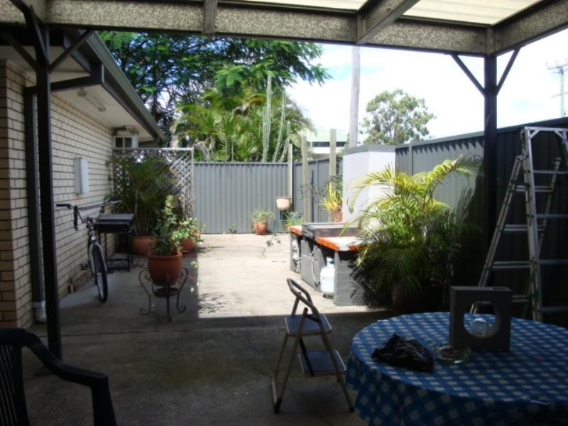 97 Crombie Avenue, Bundall QLD 4217