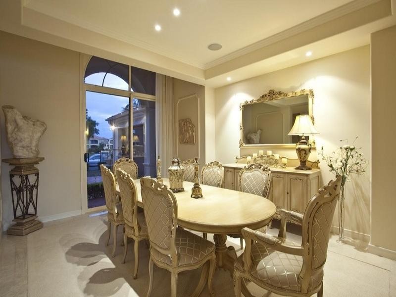 15 Istana View, Clear Island Waters QLD 4226