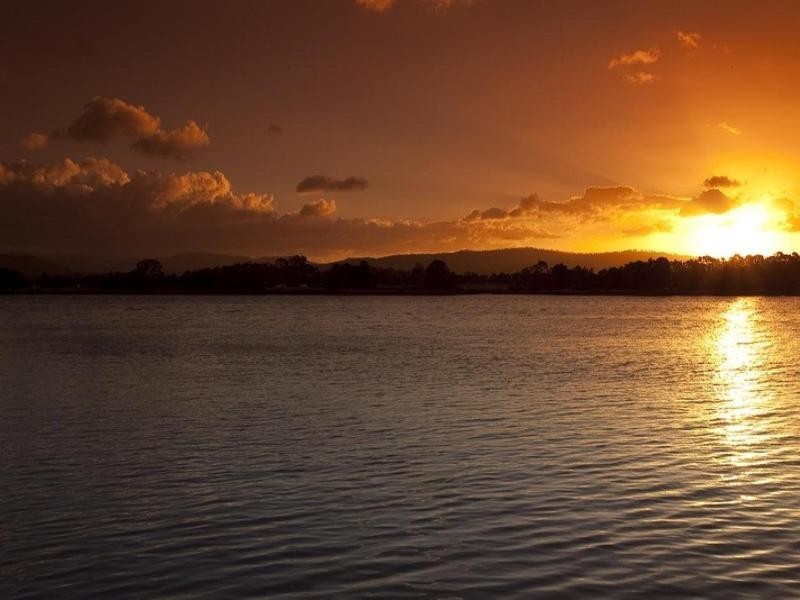 15 Istana View, Clear Island Waters QLD 4226