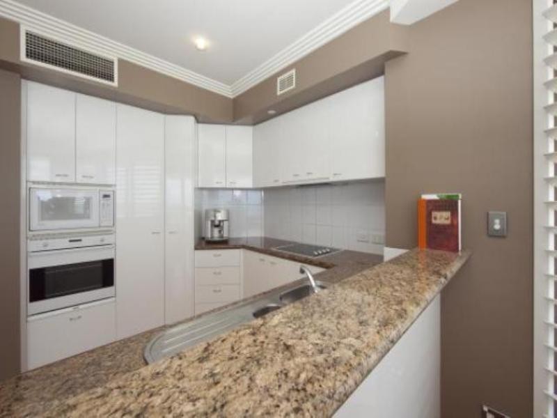 502/13 Garfield Terrace, Surfers Paradise QLD 4217