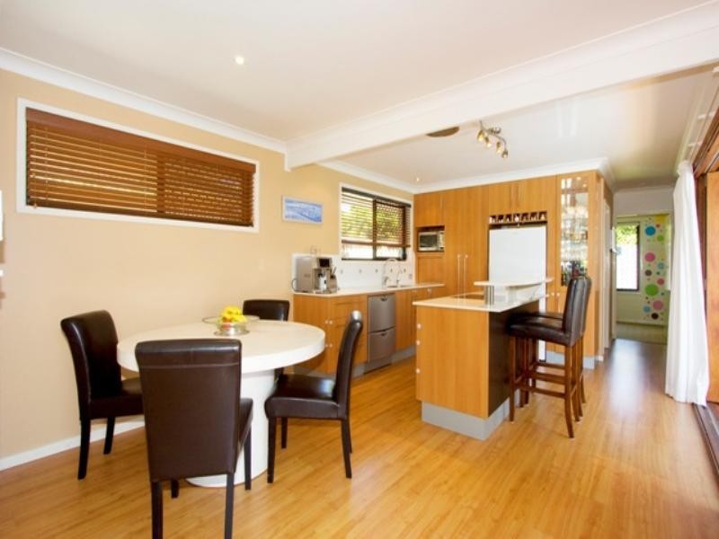 22 Petrel Avenue, Mermaid Beach QLD 4218