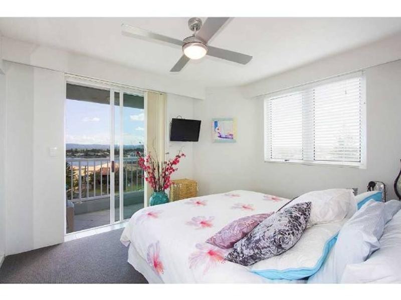 601 ‘The Emerald’, 7 Mallana Street, Surfers Paradise QLD 4217