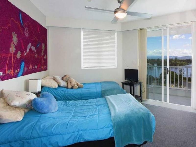 601 ‘The Emerald’, 7 Mallana Street, Surfers Paradise QLD 4217