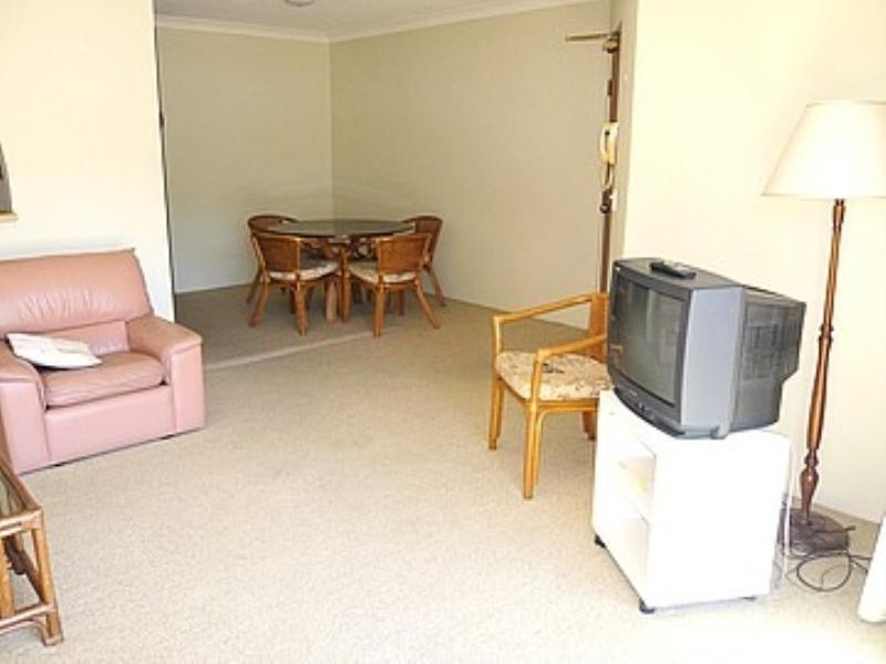 3/16 St Kilda Avenue, Broadbeach QLD 4218