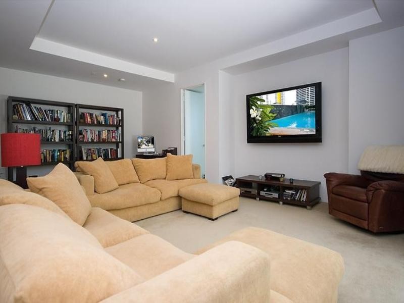 201 ‘Aria’ 17 Albert Avenue, Broadbeach QLD 4218