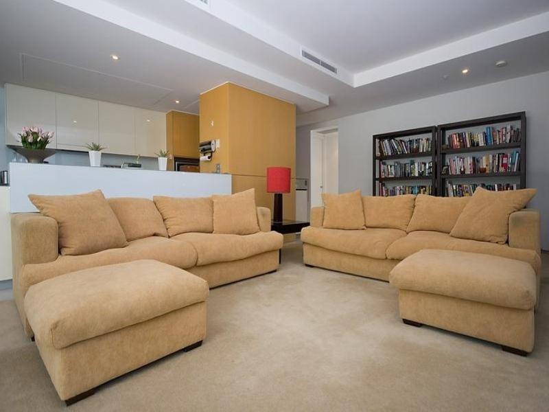 201 ‘Aria’ 17 Albert Avenue, Broadbeach QLD 4218
