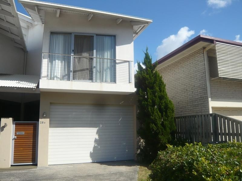 28B Riviera Road, Miami QLD 4220