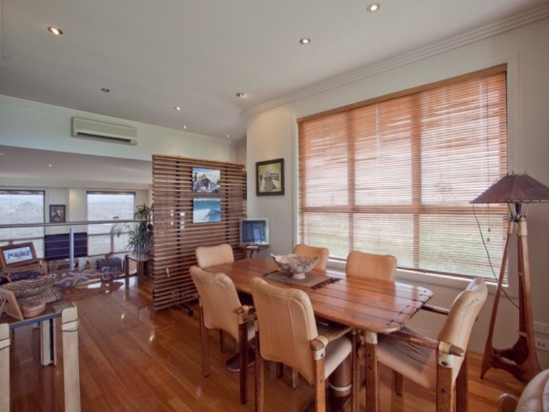 1 ‘Villa al Mare’, North Burleigh Headland, Miami QLD 4220