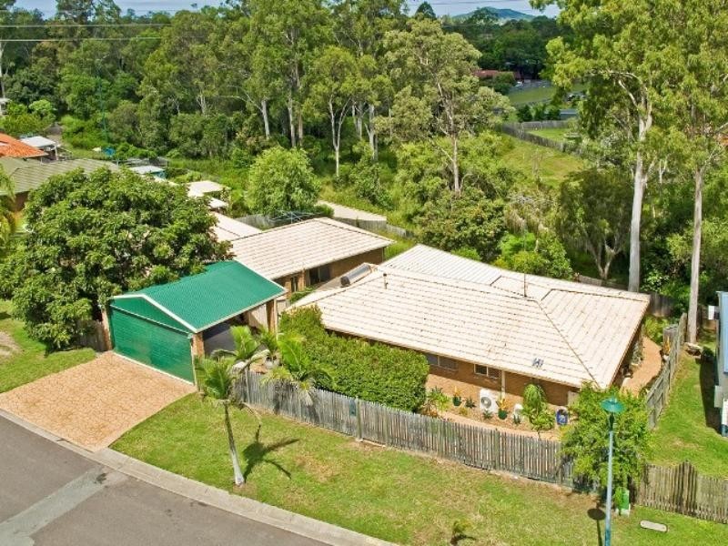 5 Eira Crescent, Edens Landing QLD 4207