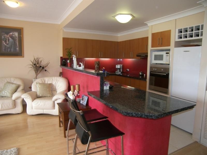 2 ‘The Arc Resort’, 11 Eady Avenue, Broadbeach Waters QLD 4218