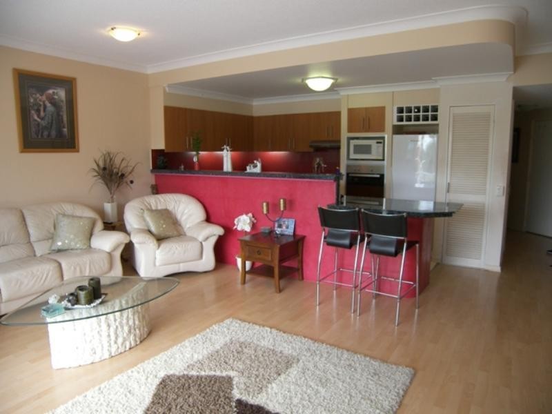 2 ‘The Arc Resort’, 11 Eady Avenue, Broadbeach Waters QLD 4218