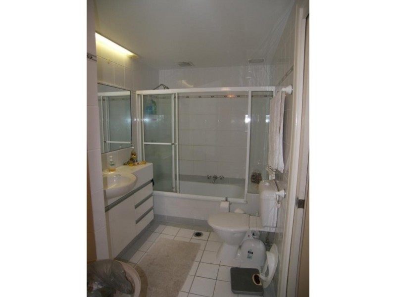 2 ‘The Arc Resort’, 11 Eady Avenue, Broadbeach Waters QLD 4218