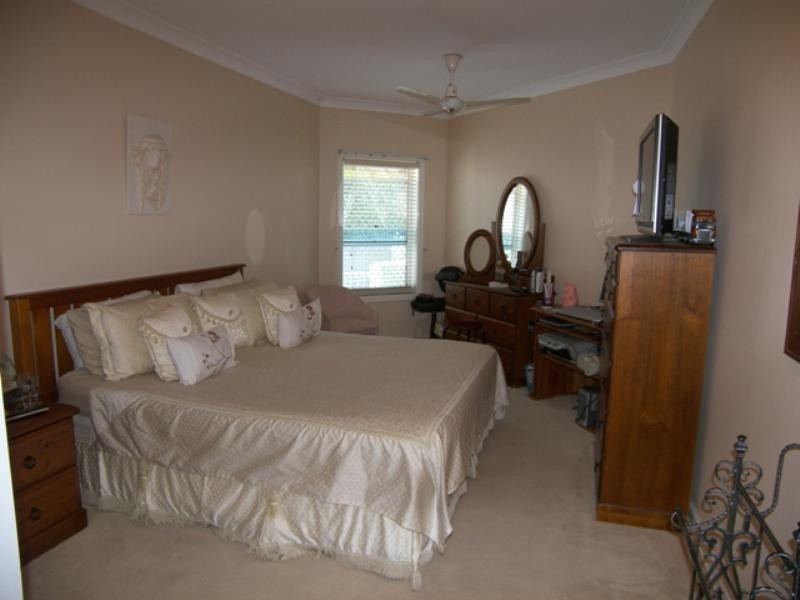 2 ‘The Arc Resort’, 11 Eady Avenue, Broadbeach Waters QLD 4218