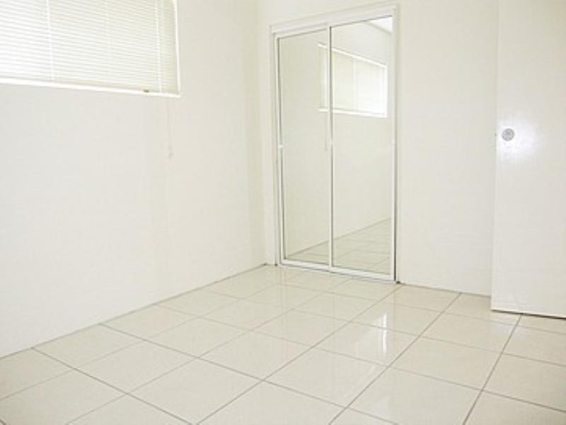 7/171 Old Burleigh Road, Broadbeach QLD 4218