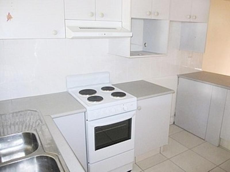 7/171 Old Burleigh Road, Broadbeach QLD 4218