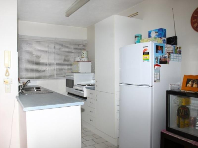 2/516 Marine Parade, Biggera Waters QLD 4216