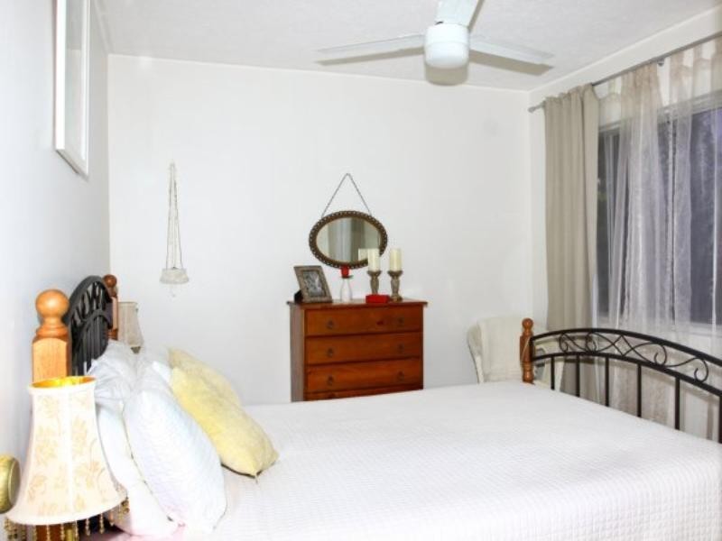 2/516 Marine Parade, Biggera Waters QLD 4216